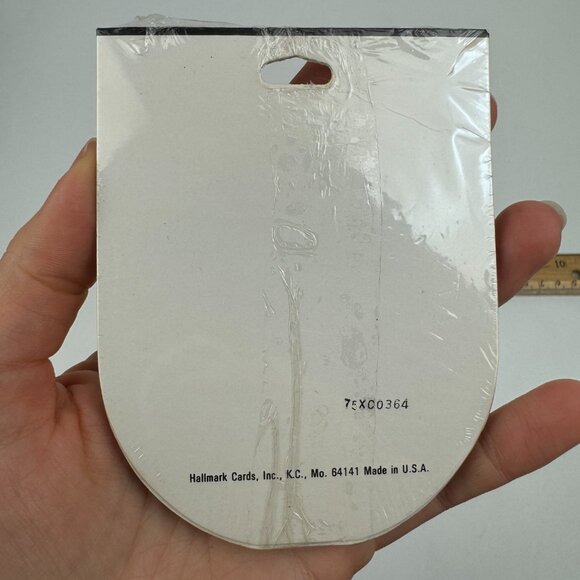 Vtg Sealed 80s Hallmark Disposable Paper Round Coasters Holiday Red Green White - Picture 8 of 9